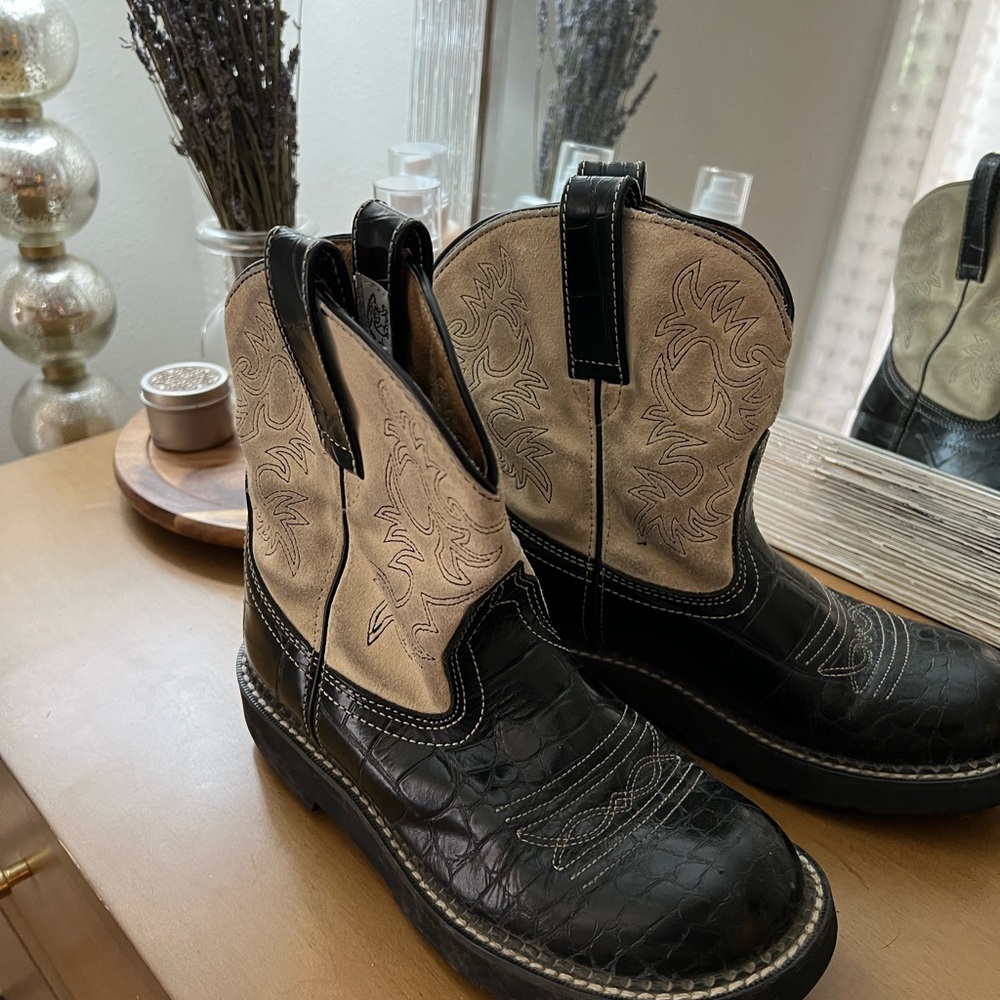 Ariat Fat baby boots